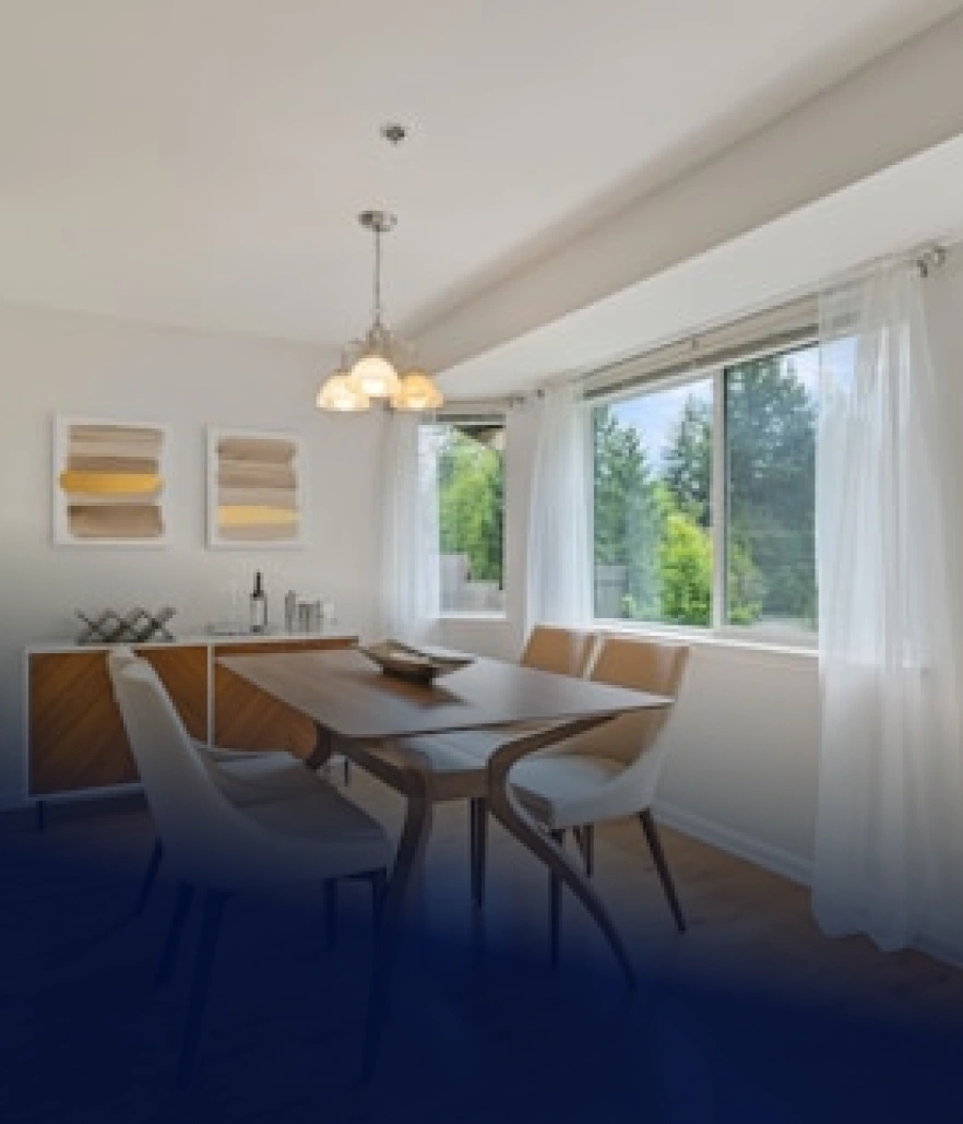 Home staging pro lepší prodej nemovitosti - profesionálně upravený interiér jídelny